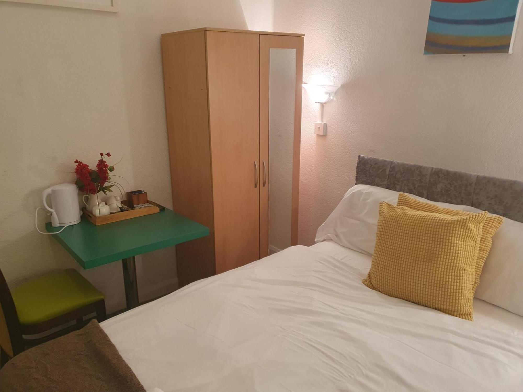 ברמינגהאם Ababeel Hotel מראה חיצוני תמונה