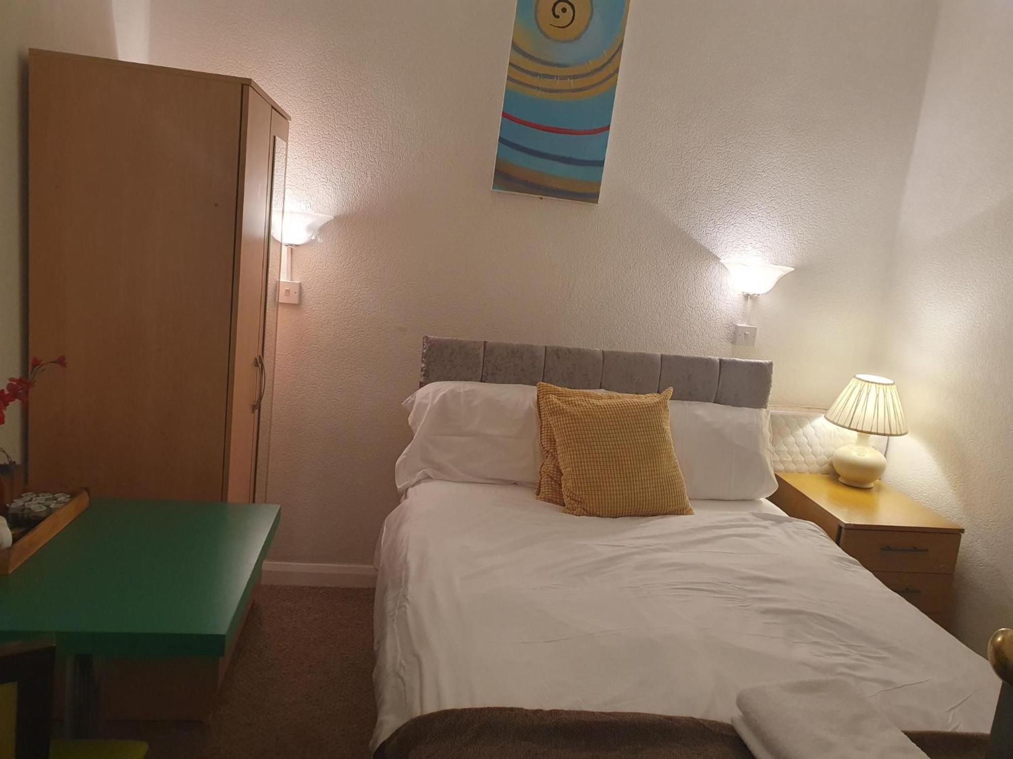 ברמינגהאם Ababeel Hotel מראה חיצוני תמונה