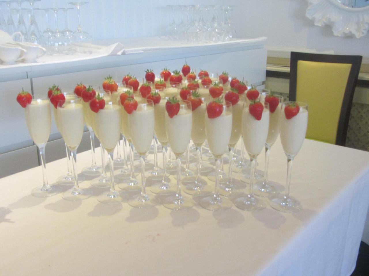 ברמינגהאם Ababeel Hotel מראה חיצוני תמונה